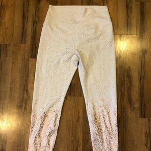 BuffBunny Rose Leggings